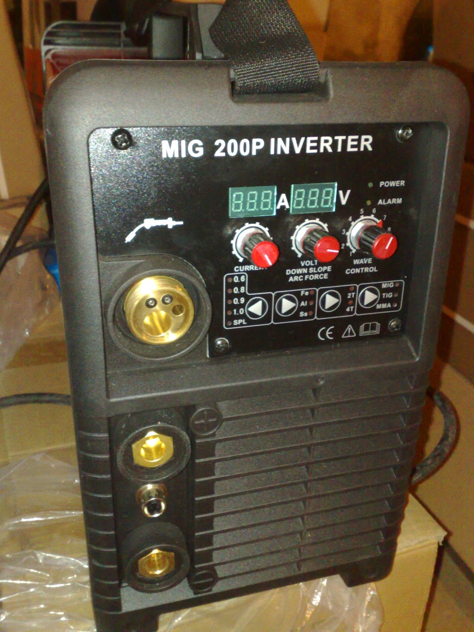 TIG-MIG-MMA 200 Amp. Sinergica. :: Soldadura Weldpro